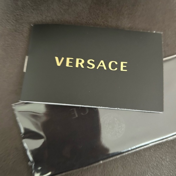 Versace Glasses - Picture 5 of 7
